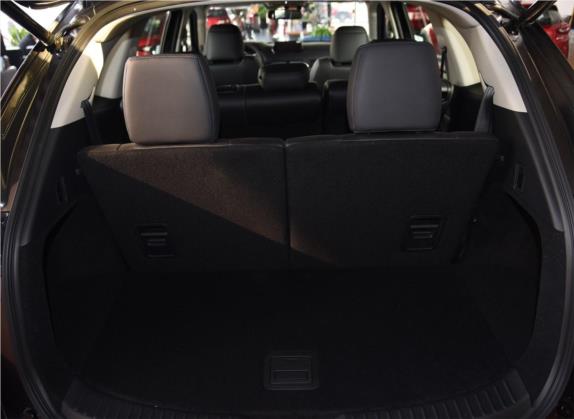 马自达CX-8 2019款 2.5L 两驱尊贵型 车厢座椅   后备厢