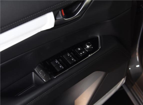 马自达CX-8 2019款 2.5L 两驱尊贵型 车厢座椅   门窗控制