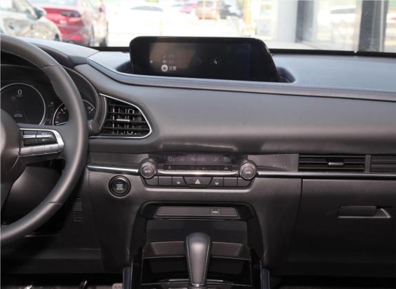 马自达CX-30 2020款 2.0L 自动嘉悦型 中控类   中控台