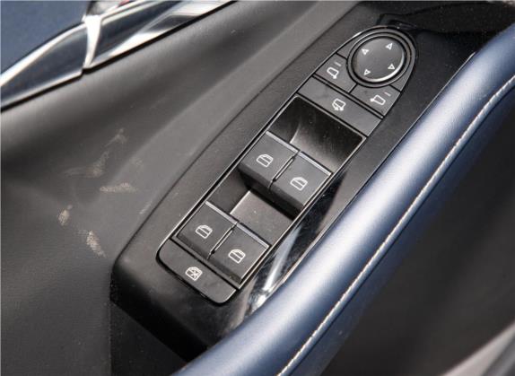 马自达CX-30 2020款 2.0L 自动嘉悦型 车厢座椅   门窗控制