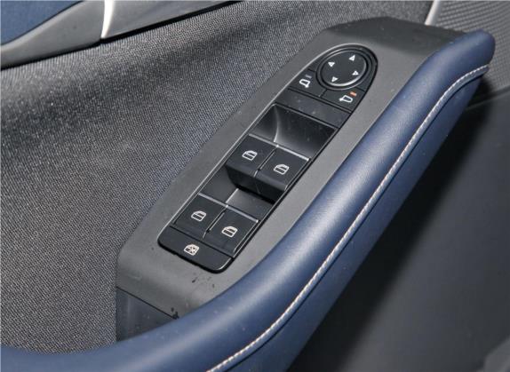 马自达CX-30 2020款 2.0L 自动尚悦型 车厢座椅   门窗控制