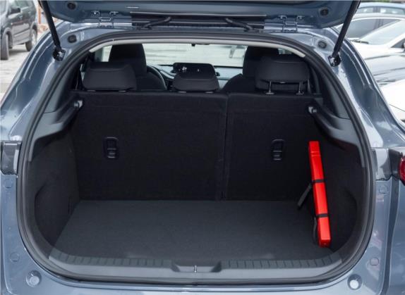 马自达CX-30 2020款 2.0L 自动雅悦型 车厢座椅   后备厢
