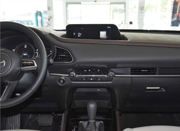 马自达CX-30 2020款 2.0L 自动尊悦型 中控类   中控台