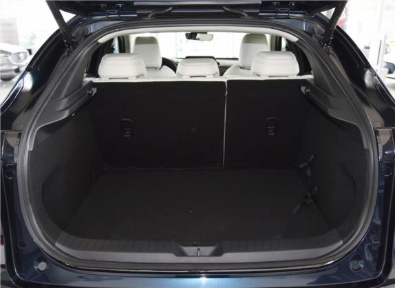 马自达CX-30 2020款 2.0L 自动尊悦型 车厢座椅   后备厢