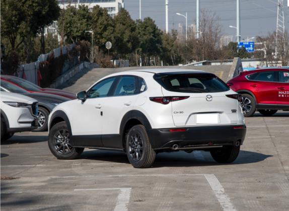 马自达CX-30 2021款 2.0L 手动尚悦型 外观   斜后