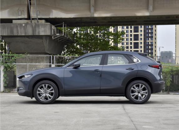 马自达CX-30 2021款 2.0L 自动雅悦型 外观   正侧