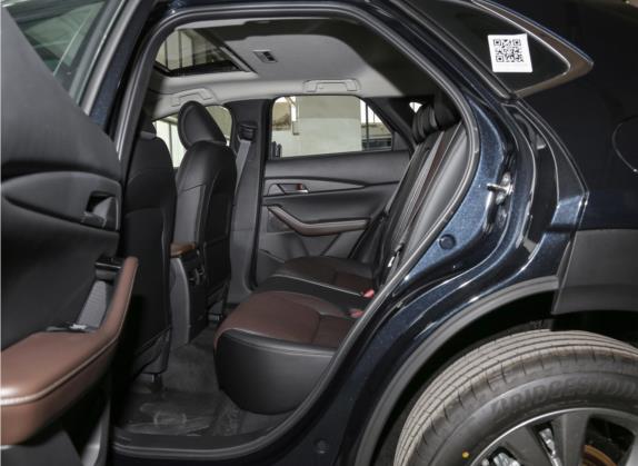马自达CX-30 2021款 2.0L 自动耀悦型 车厢座椅   后排空间