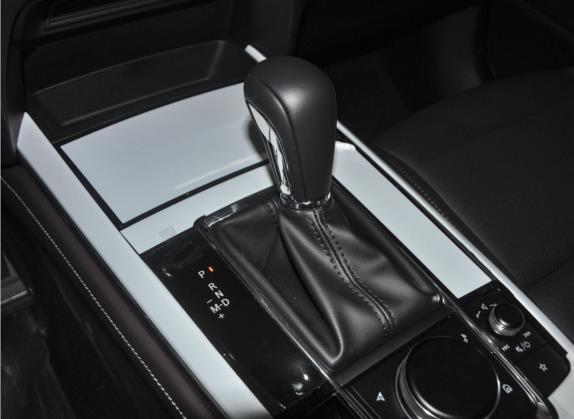 马自达CX-30 2022款 2.0L 自动嘉悦型 中控类   挡把