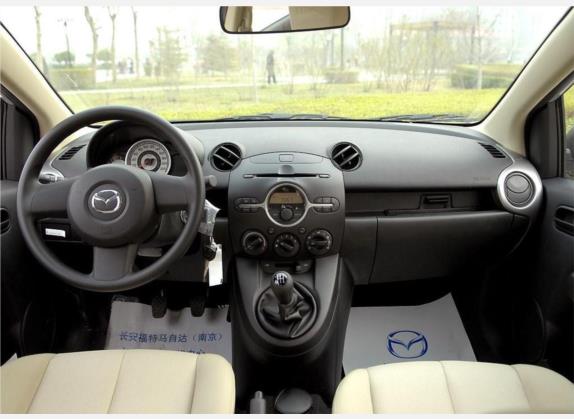 马自达2劲翔 2008款 1.3L 手动标准型 中控类   中控全图