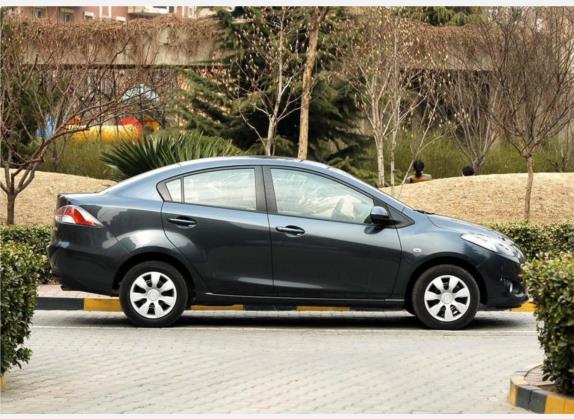 马自达2劲翔 2008款 1.3L 自动标准型 外观   正侧