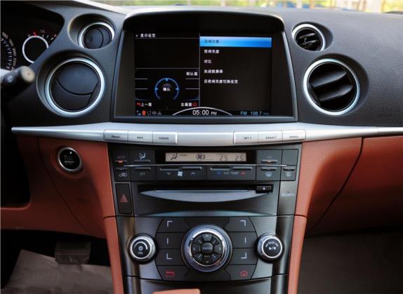 大7 SUV 2011款 2.2T 两驱智慧型 中控类   中控台