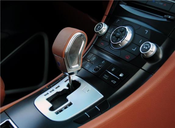 大7 SUV 2011款 2.2T 两驱智慧型 中控类   挡把