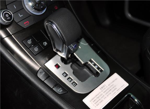 大7 SUV 2011款 2.0T 两驱新创型 中控类   挡把