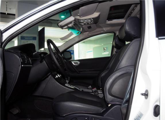 大7 SUV 2012款 锋芒限量版 2.2T 四驱旗舰型 车厢座椅   前排空间