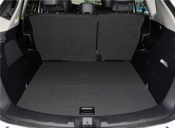 大7 SUV 2012款 锋芒限量版 2.2T 四驱旗舰型 车厢座椅   后备厢