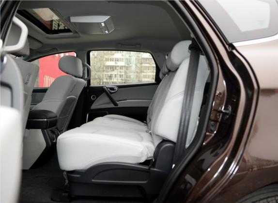 大7 SUV 2014款 2.2T 四驱旗舰型 车厢座椅   后排空间