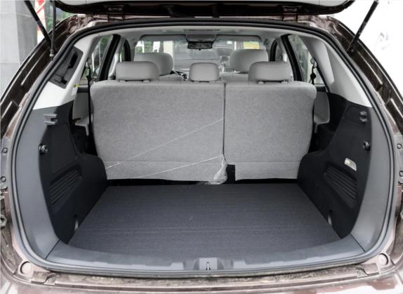 大7 SUV 2014款 2.2T 四驱旗舰型 车厢座椅   后备厢