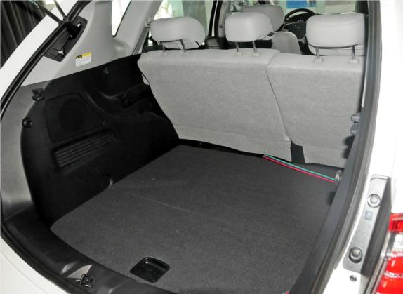 大7 SUV 2014款 2.2T 四驱智尊型 车厢座椅   后备厢