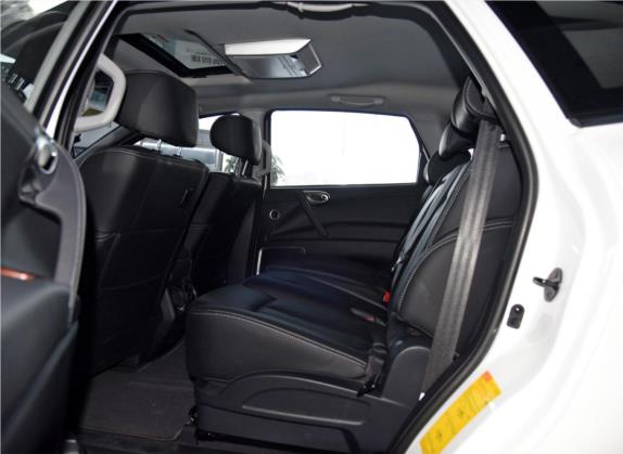 大7 SUV 2015款 2.2T 两驱智慧型 车厢座椅   后排空间