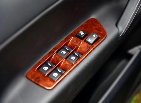 大7 SUV 2015款 2.2T 两驱智尊型 车厢座椅   门窗控制