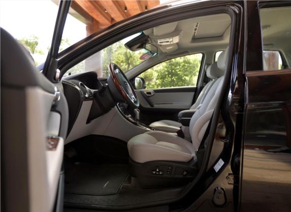 大7 SUV 2015款 2.2T 四驱旗舰型 车厢座椅   前排空间
