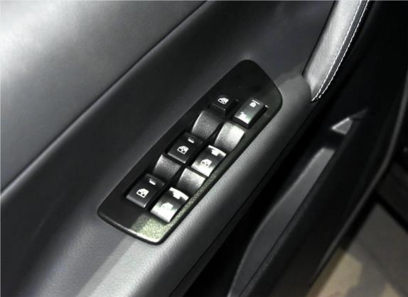 大7 SUV 2016款 2.2T 两驱智尊型 车厢座椅   门窗控制