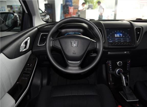 纳5 2015款 1.8T 自动智慧型 中控类   驾驶位
