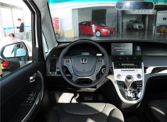 大7 MPV 2013款 2.0T 豪华型 中控类   驾驶位