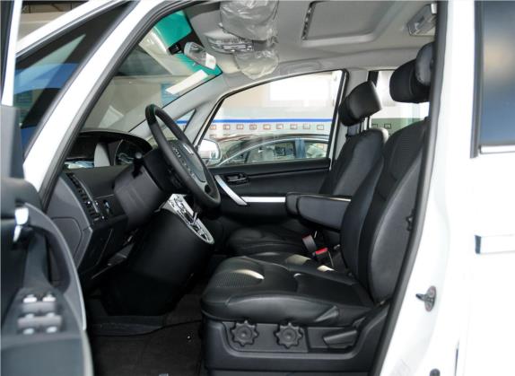 大7 MPV 2013款 2.0T 豪华型 车厢座椅   前排空间