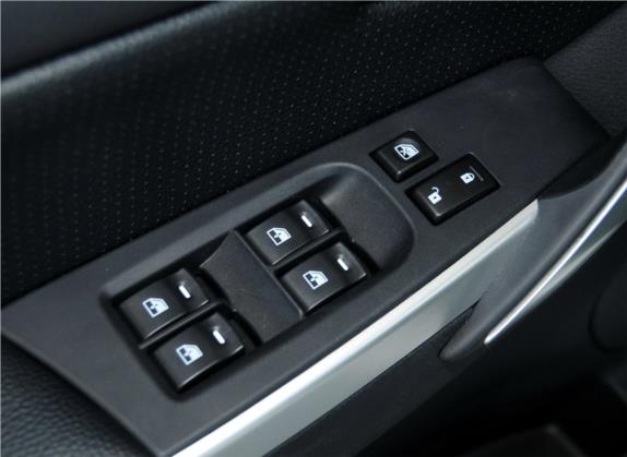 大7 MPV 2013款 2.0T 豪华型 车厢座椅   门窗控制
