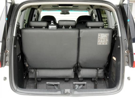 大7 MPV 2013款 2.0T 行政型 车厢座椅   后备厢