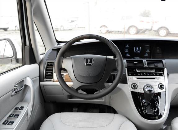 大7 MPV 2015款 2.0T 精英型 中控类   驾驶位