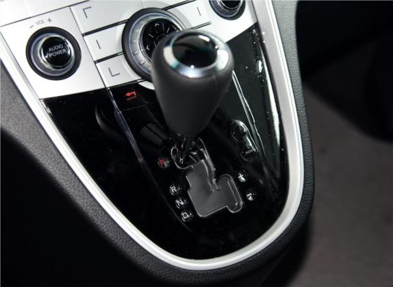 大7 MPV 2015款 2.0T 商务型 中控类   挡把