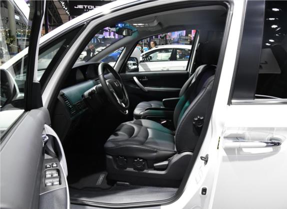 大7 MPV 2019款 2.0T 舒享型 车厢座椅   前排空间