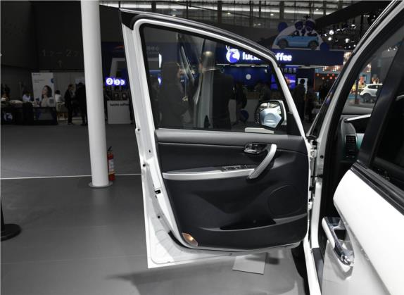 大7 MPV 2019款 2.0T 舒享型 车厢座椅   前门板