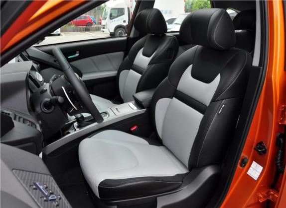 优6 SUV 2014款 2.0T 旗舰型 车厢座椅   前排空间