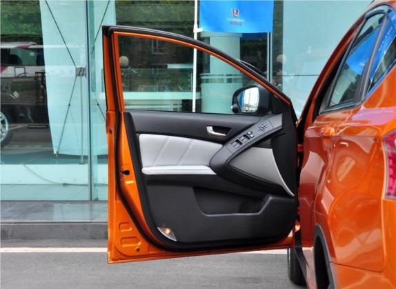 优6 SUV 2014款 2.0T 旗舰型 车厢座椅   前门板