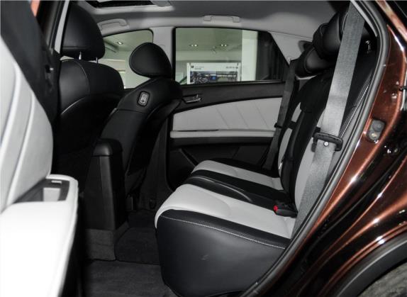 优6 SUV 2014款 2.0T 智尊型 车厢座椅   后排空间