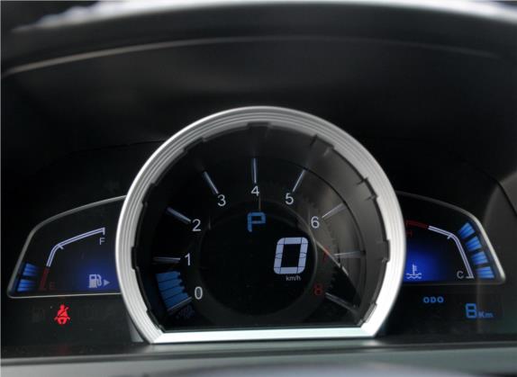 优6 SUV 2014款 1.8T 智尊型 中控类   仪表盘
