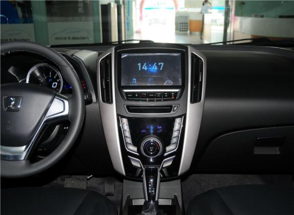 优6 SUV 2014款 1.8T 时尚型 中控类   中控台