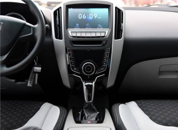 优6 SUV 2014款 1.8T 魅力型 中控类   中控台