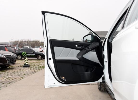 优6 SUV 2014款 1.8T 魅力型 车厢座椅   前门板
