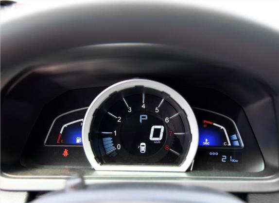 优6 SUV 2015款 1.8T 魅力型 中控类   仪表盘