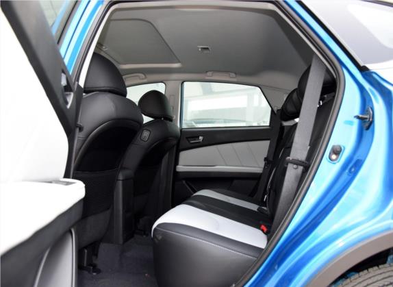 优6 SUV 2015款 1.8T 智尊型 车厢座椅   后排空间