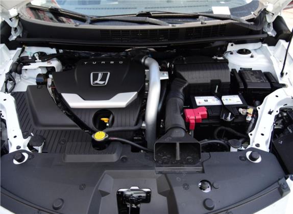 优6 SUV 2015款 2.0T 智尊型 其他细节类   发动机舱