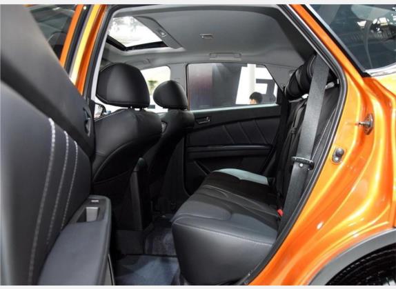 优6 SUV 2015款 1.8T 时尚升级型 车厢座椅   后排空间