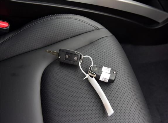 优6 SUV 2016款 1.8T 风尚超值型 其他细节类   钥匙