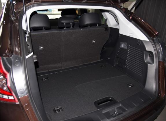 优6 SUV 2017款 2.0T 智尊型 车厢座椅   后备厢
