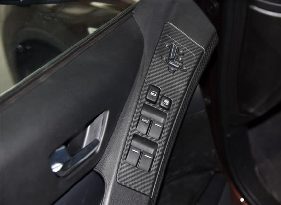 优6 SUV 2017款 2.0T 智尊型 车厢座椅   门窗控制