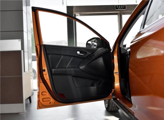 优6 SUV 2017款 改款 1.6T 时尚型 车厢座椅   前门板
